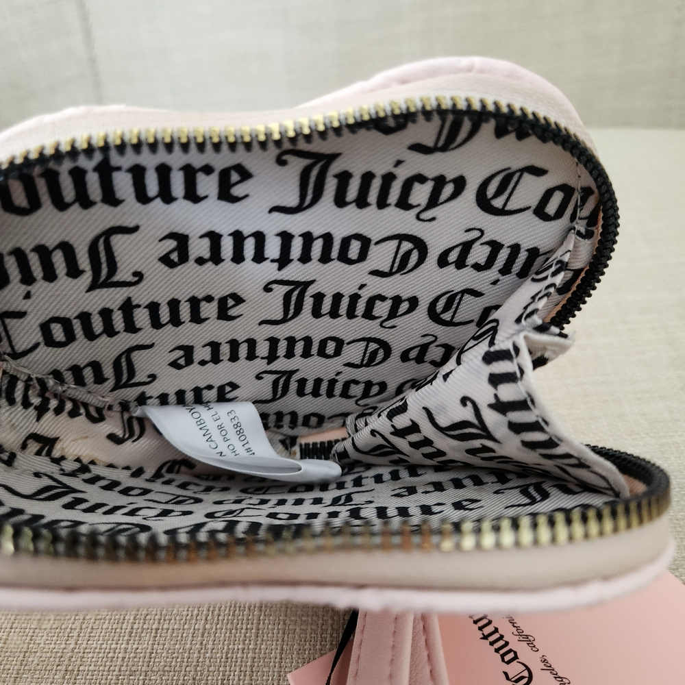 NWT Juicy Couture Powder Blush Pink Heart Wristlet - Picture 2 of 9